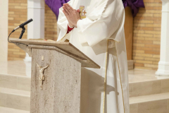 Dalelio-OLF-Tenebrae-Holy-Th-24-23