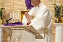 Dalelio-OLF-Tenebrae-Holy-Th-24-25