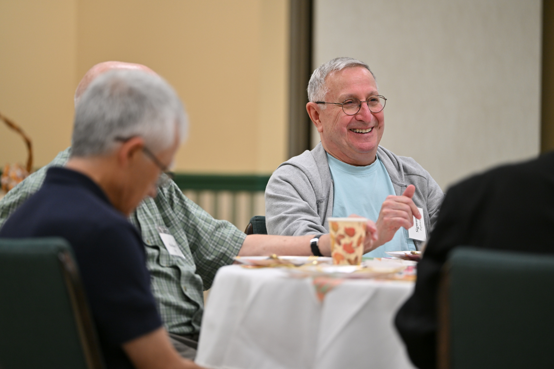 PriestLuncheon0025