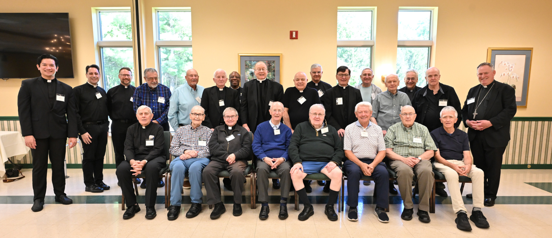 PriestLuncheon3046