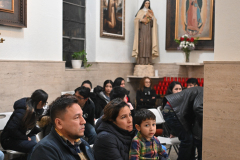 Prayer-with-Immigrants-4098