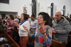 Prayer-with-Immigrants-4132-2