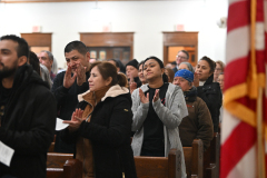 Prayer-with-Immigrants-4209