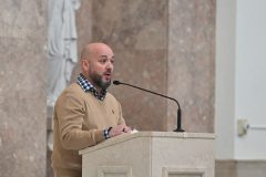 Prayer-with-Immigrants-4247