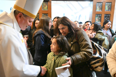 Prayer-with-Immigrants-4328