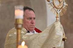 Prayer-with-Immigrants-4672