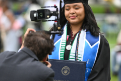 St.-E.-Commencement-4218