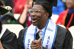 St.-E.-Commencement-4235