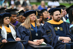 St.-E.-Commencement-4456