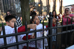 Pope-Leo-XIV-Field-3284