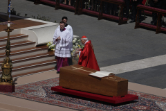 FRANCIS-FUNERAL-MASS