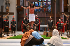 Living-Stations-2469