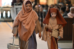 Living-Stations-3867