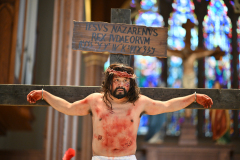 Living-Stations-4091