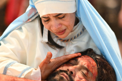 Living-Stations-4151