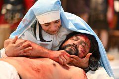 Living-Stations-4181